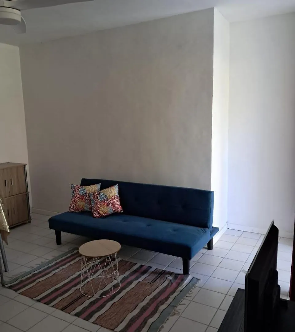 Appartement Labrousse - Pom Kanel Le Gosier  Daire